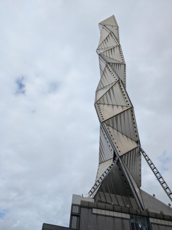 PXL_20251006_033708725